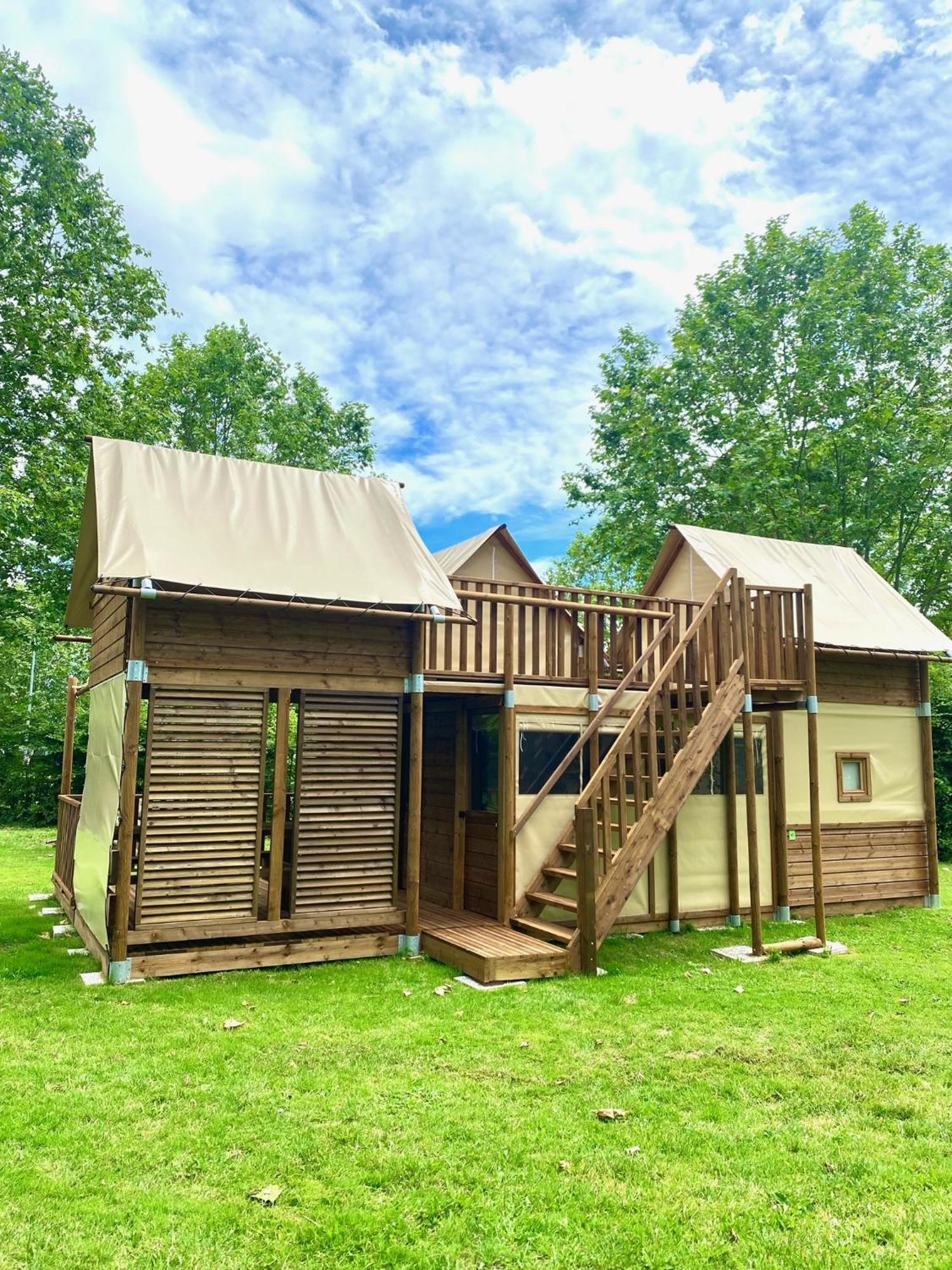 Camping De Thoissey *** Eksteriør billede