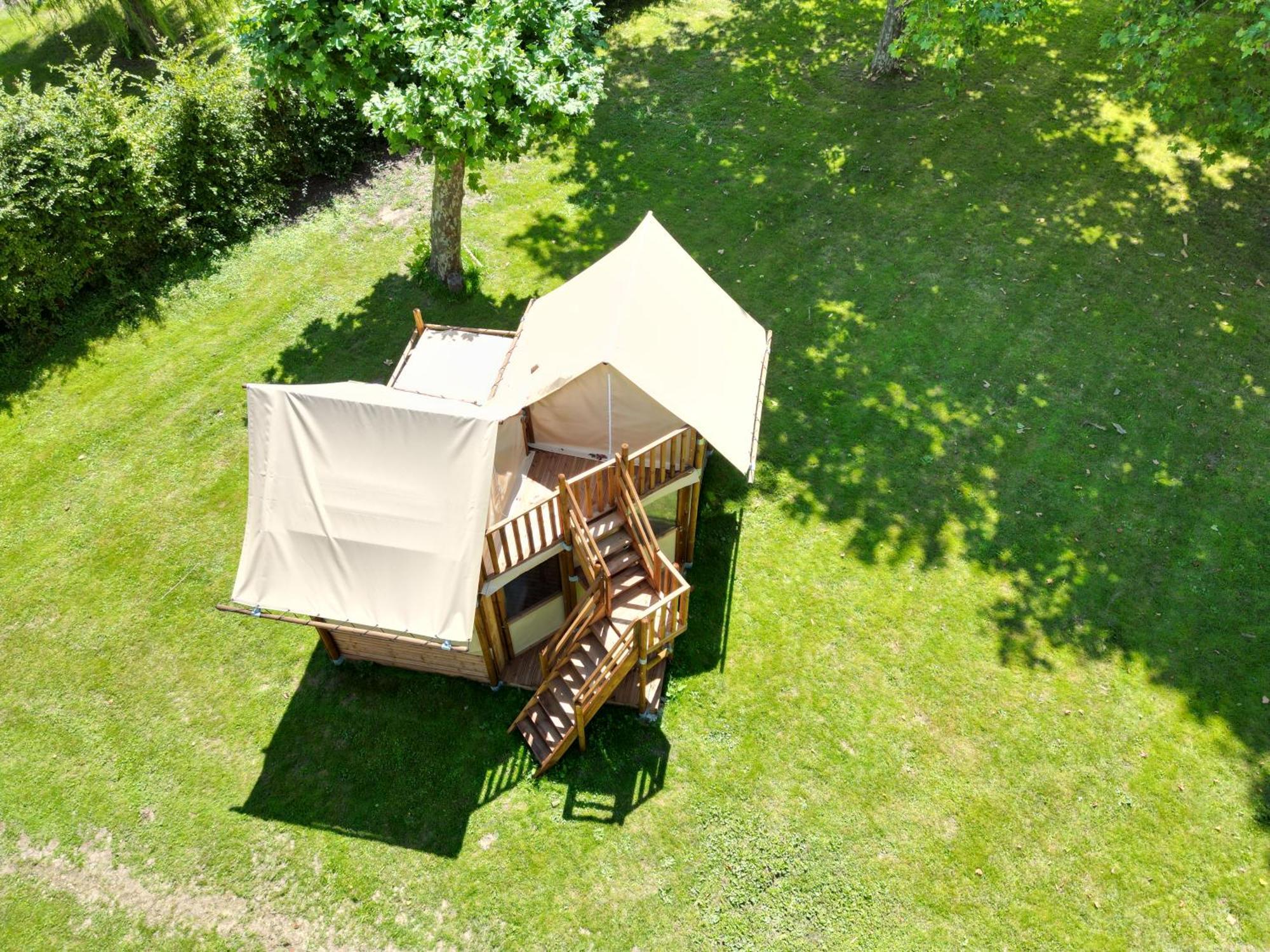 Camping De Thoissey *** Eksteriør billede