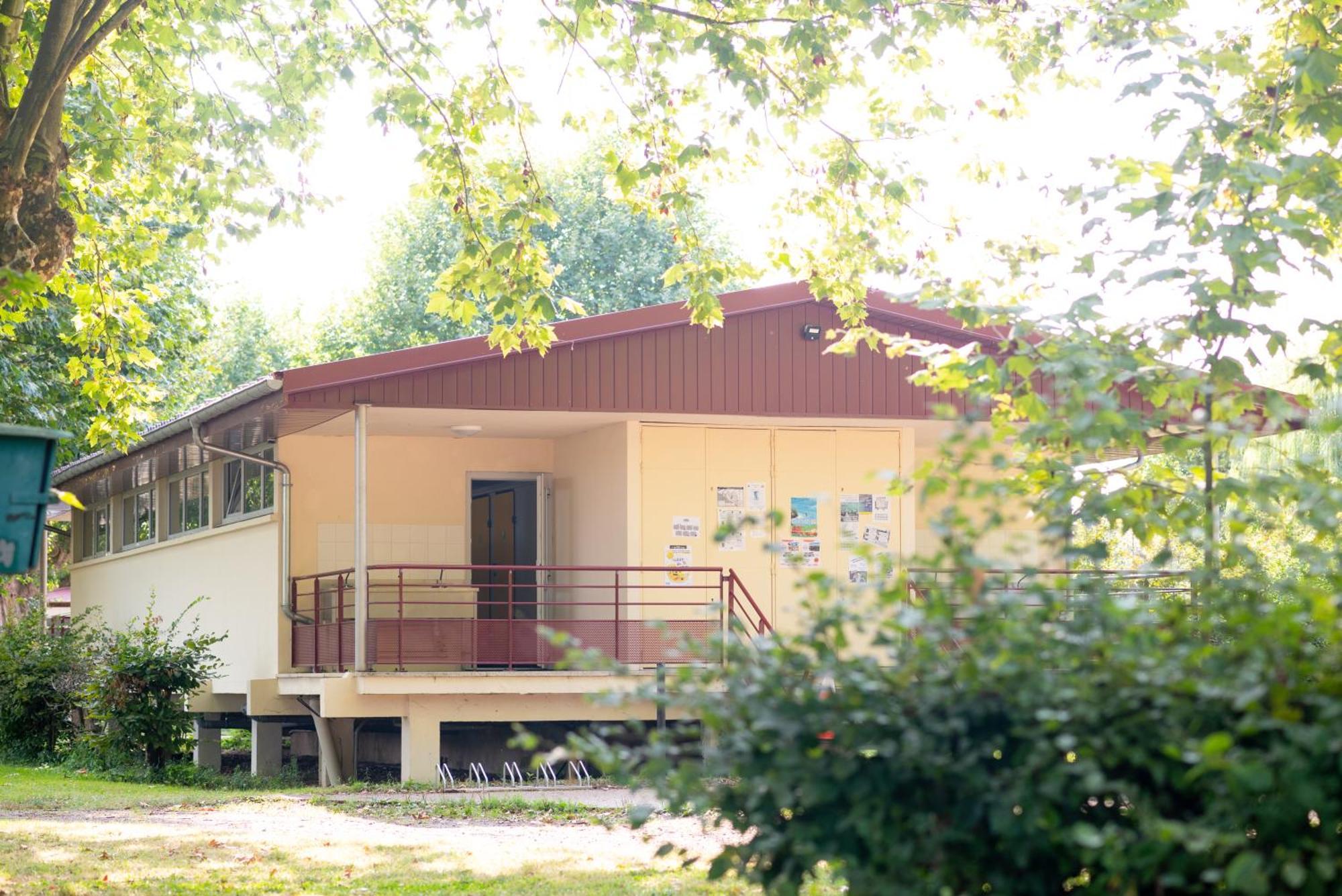 Camping De Thoissey *** Eksteriør billede