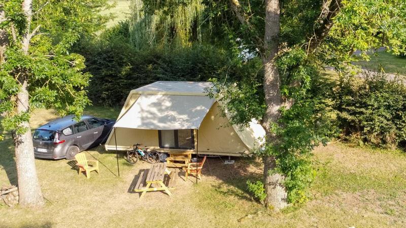 Camping De Thoissey *** Eksteriør billede